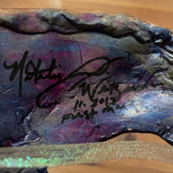 Mardi Gras Mask Butterfly Handcrafted Signed Iridescent Purple Gold - Picture 8 of 12